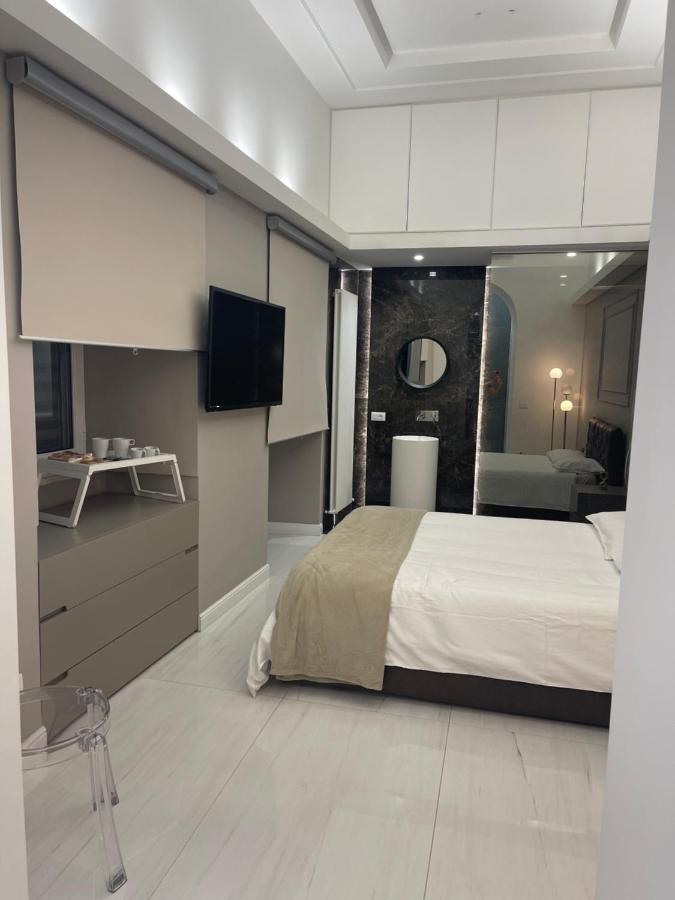 Gravina 5 Apartment Napoli Bagian luar foto