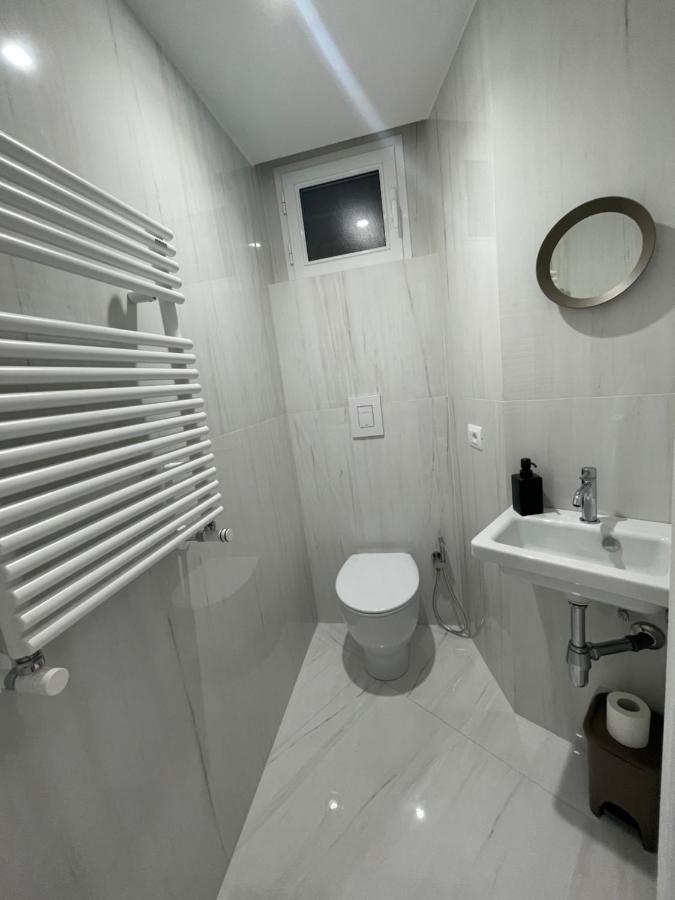 Gravina 5 Apartment Napoli Bagian luar foto